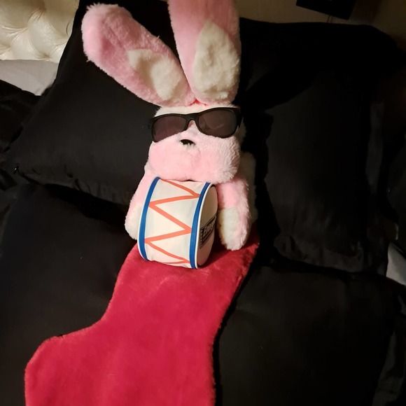 VINTAGE FUN FABULOUS OVER 2 Feet Energizer Bunny Stocking - 30 inches tall-Plush - Picture 1 of 8